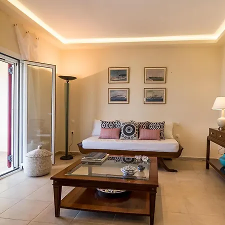 Villa Azzuro House - On The & Private Pool, By Zantewize Vasilikí