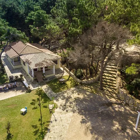 别墅 Azzuro House - On The & Private Pool, By Zantewize