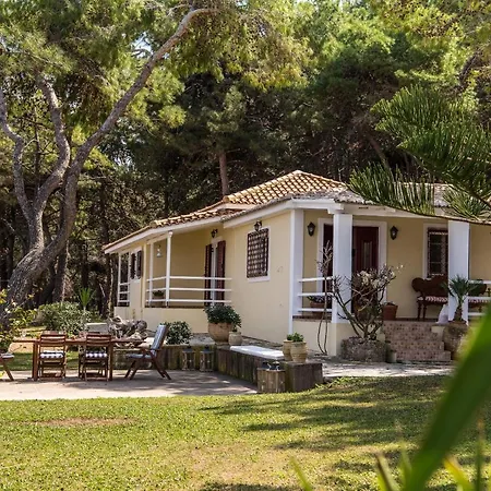 Azzuro House - On The & Private Pool, By Zantewize * Ανω Βασιλικος