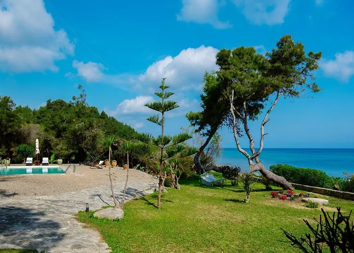 Вилла Azzuro House - On The & Private Pool, By Zantewize *