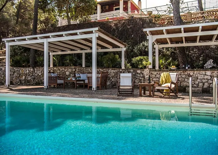 Azzuro House - On The & Private Pool, By Zantewize * Василикос