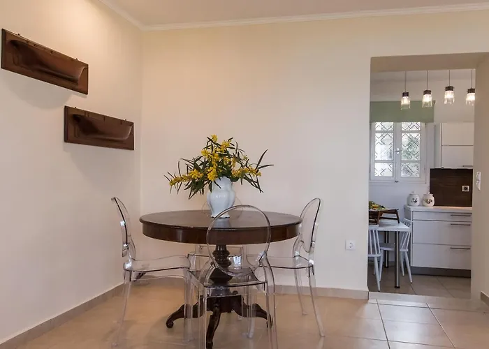 Azzuro House - On The & Private Pool, By Zantewize Вилла *